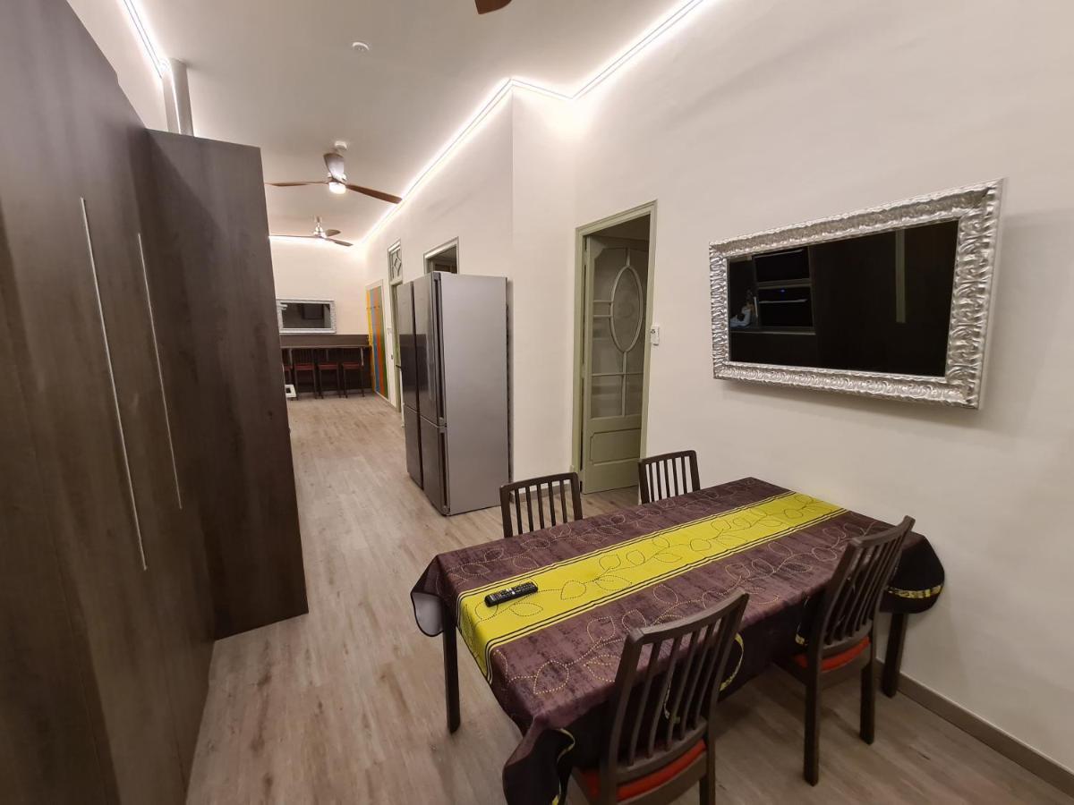 Apartaments Vicus 3 Con Vistas A La Plaza Mayor De Vic Exteriör bild